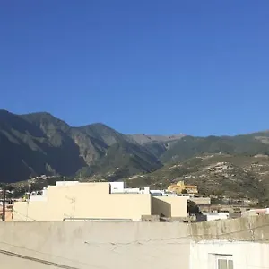 https://casa-sara-guimar.in-canary-islands.com